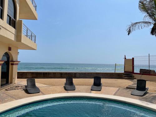 Marina Mazatlan Apartment | Departamento cómodo a pie de playa by G P S rentas