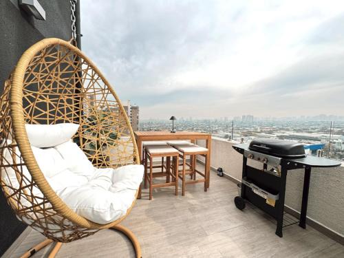 Downtown Santiago Apartment | Departamento de Una Habitación, Terraza con parrilla,