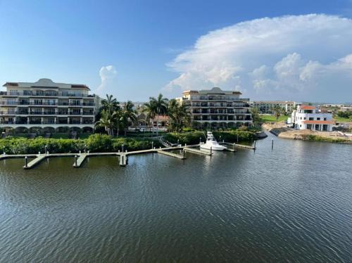 Marina Mazatlan Apartment | Departamento en Marina Mazatlán