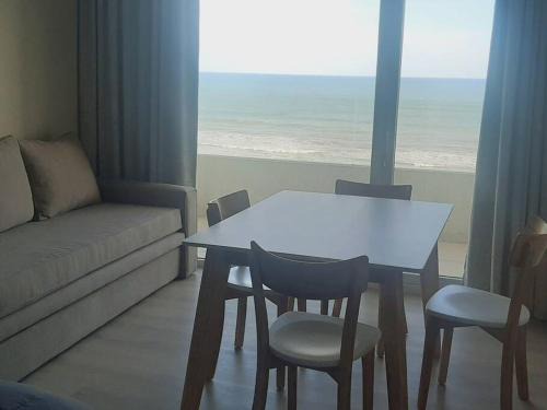Quequen Apartment | Departamento frente al mar en Quequén con cochera