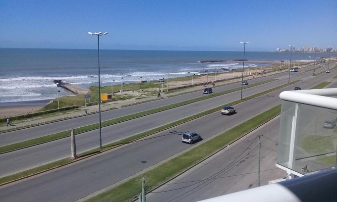 Constitucion Apartment | DEPARTAMENTO FRENTE AL MAR 2 1/2 AMBIENTE
