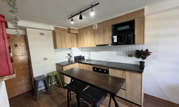 Chillan Apartment | Departamento Royal Suite 2 Chillan - Centro - Factura - Empresa - Parking - wifi