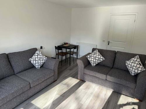 Littleover House | Derby House- 2 Bedrooms-Free Parking- Tv and Wifi