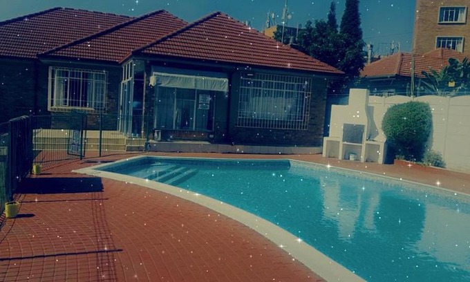 Greater Johannesburg Metropolitan Area Bed & Breakfast | Derrick Guest House