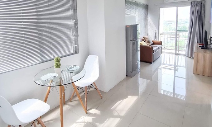 Bang Na Apartment | Des Res Hotel and Residence