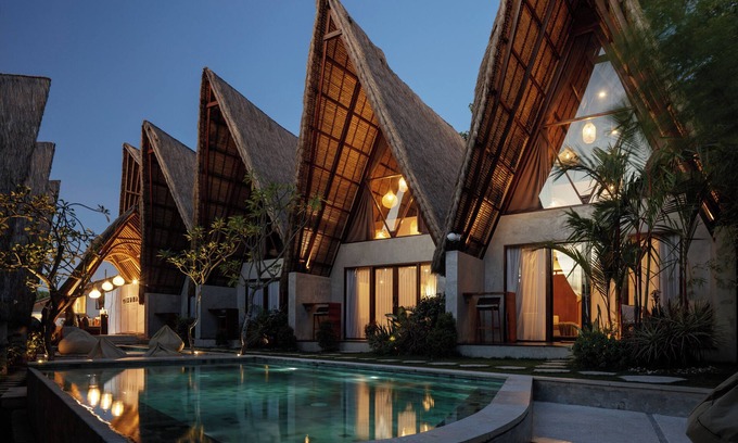 Pecatu Hotel | Desa Harmonis