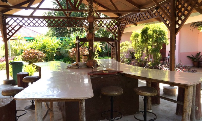 Lubok Buaya Hotel | Desa Motel