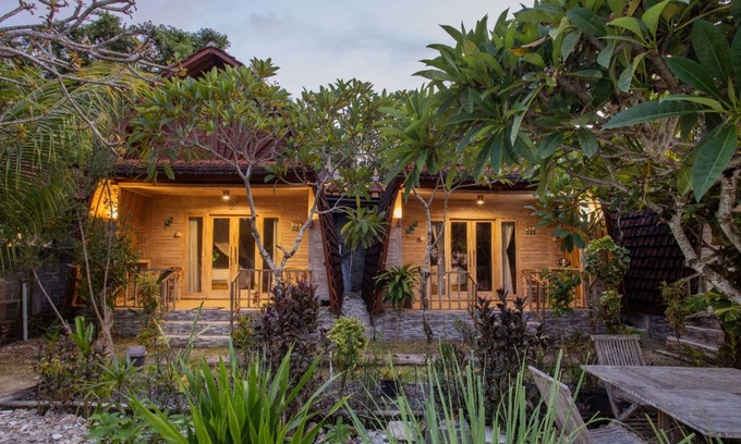 Ceningan Island Hotel | Desa Sweet Cottages