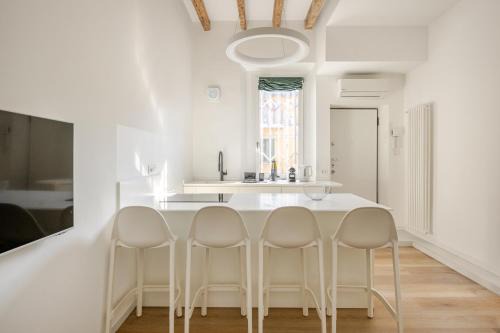 Porta Garibaldi Apartment | Design and Comfort in Isola in the Heart of Milan