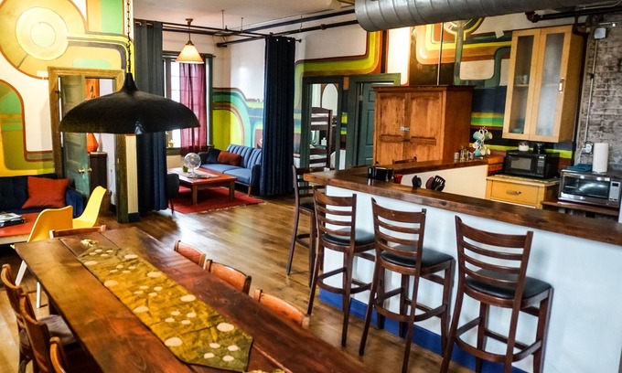 West End Apartment | Designer 3 Bedroom Apt - Historic Fire House Loft