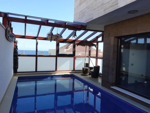 La Listada House | Designer Haus mit beheiztem Pool (überdacht)
