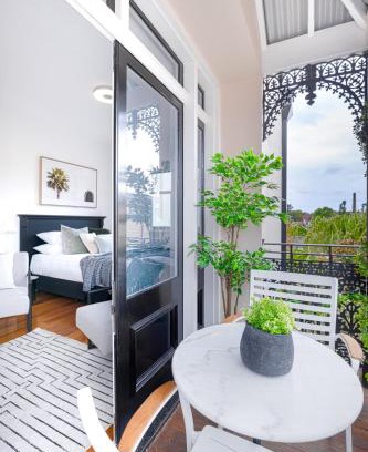 Glebe Apartment | Designer Styled Studio in Central Trendy Glebe