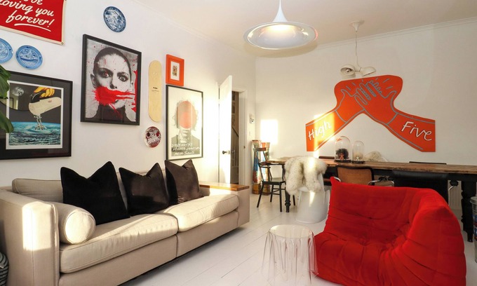 St Leonards-On-Sea Cottage | DESIGNHOUSE., pet friendly, with open fire in St Leonards-On-Sea