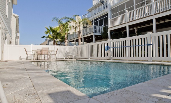 Tybee Island Apartment | DeSoto Beach Vacations Properties