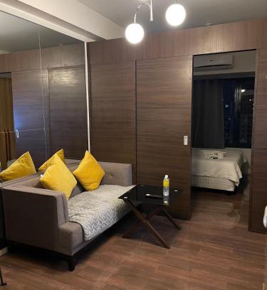 San Antonio Apartment | Destina at Air Residences Makati MetroManila, Netflix