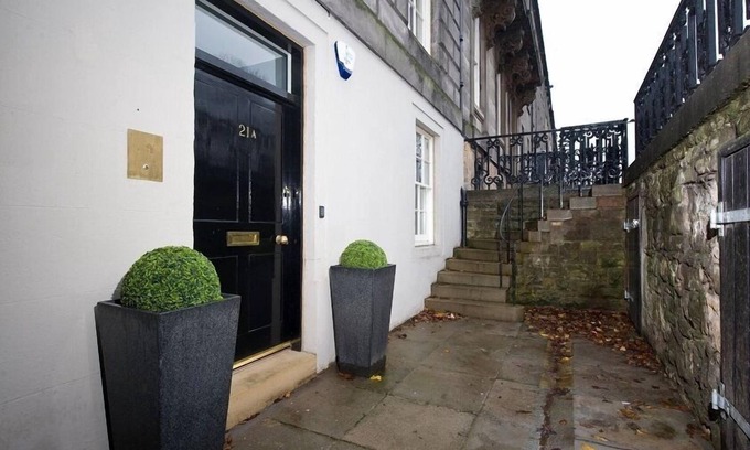 New Town Apartment | Destiny Scotland - Q-Residence