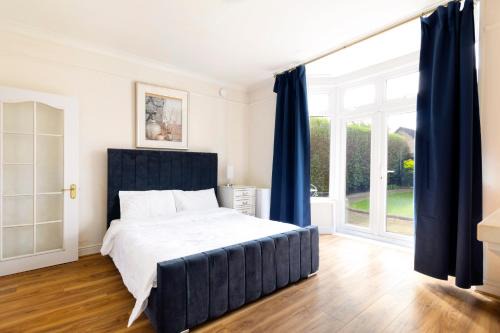 Runnymede House | Detached 4Beds - Windsor Heathrow & London Access