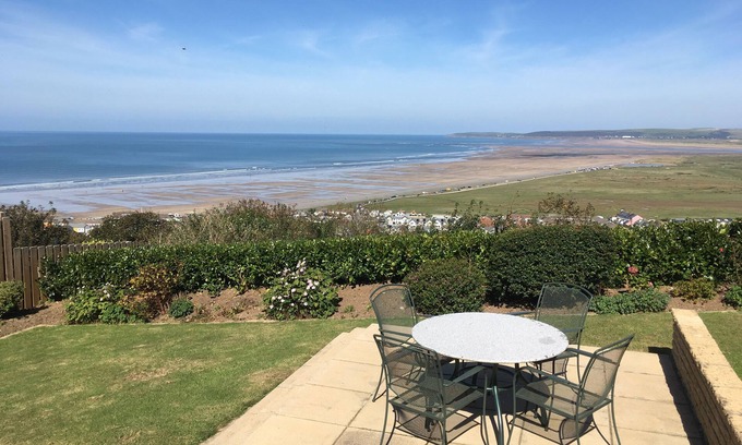 Westward Ho House | Detached bungalow stunning sea views within a mile of Westward Ho! beach resort