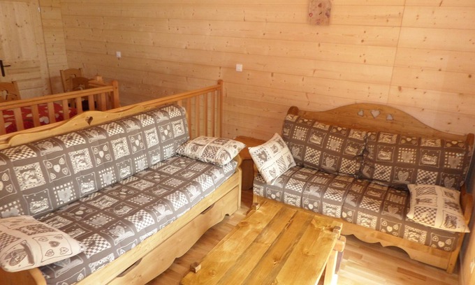 Samoens Ski Chalet | Detached chalet 85m² for 8/10 people, renovated in 2015, near Samoëns center