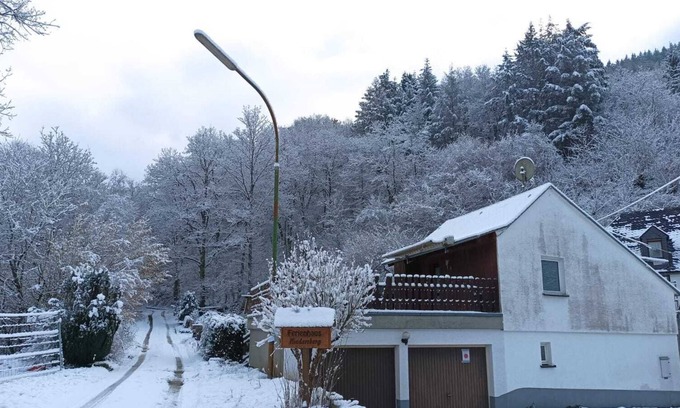 Enkirch House | Detached holiday home in the countryside with a large terrace