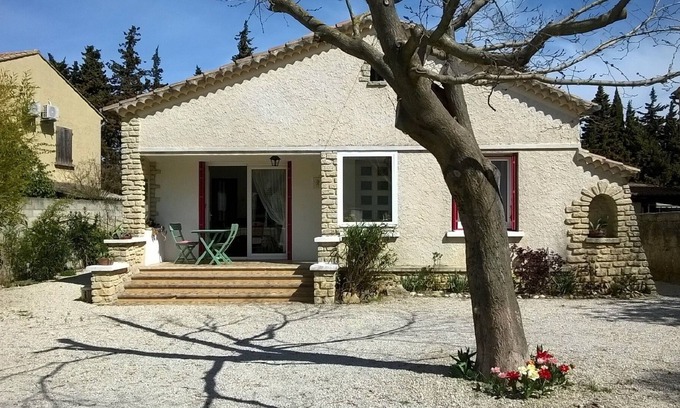 Violes House | Detached house Provencal village - 84150 VIOLES