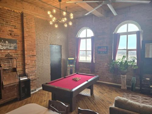 Detroit Apartment | Detroit Riverwalk Loft