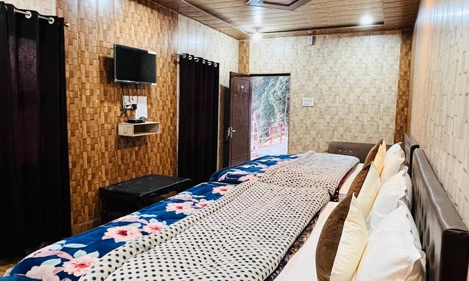 Kanatal Resort | Dev Bhoomi Resort