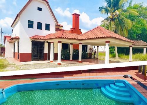 Alor Gajah House | DFaro 5R Pool Villa