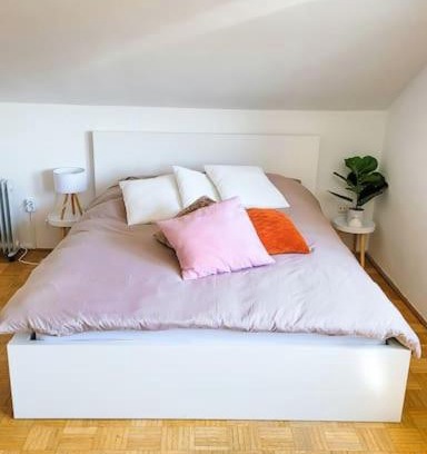 Freilassing Apartment | DG R: Helle 40m² 2-Zimmer Wohnung nähe Salzburg