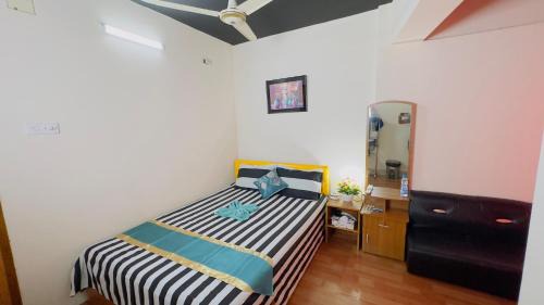 Dhanmondi Hotel | Dhanmondi Lake View Hotel