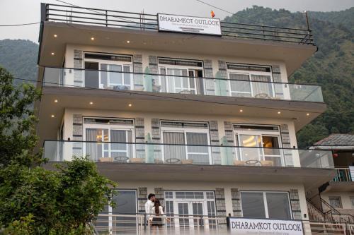 Bhagsu Nag Hotel | Dharamkot Outlook