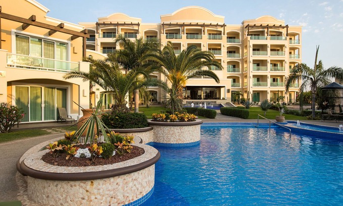 Cerritos Hotel | Diamond Bay