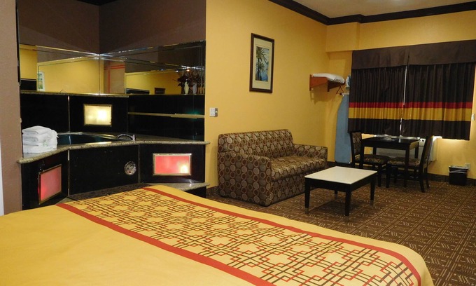 Inglewood Hotel | Diamond Inn