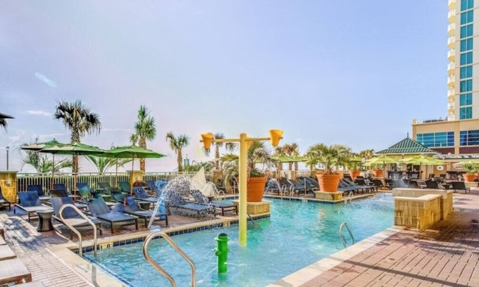 Northeast Virginia Beach Villa | Diamond Resorts Ocean Beach Club - 2 Bed Lock-off Access. Oceanfront