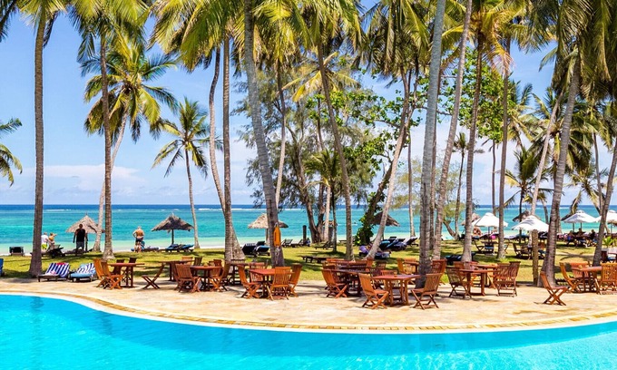 Diani Beach Hotel | Diani Sea Lodge