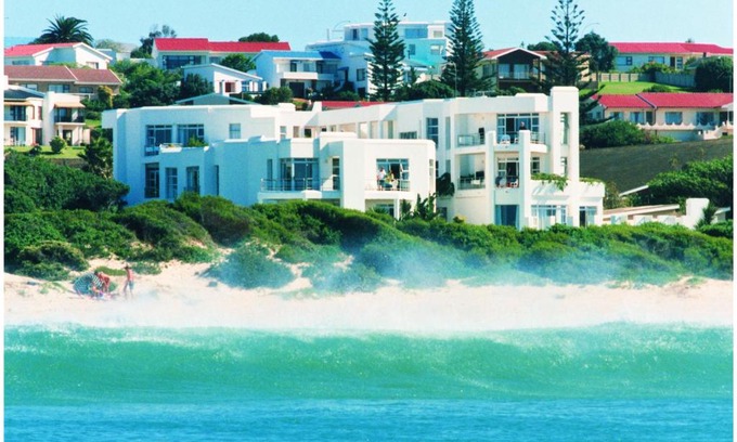 Jeffreys Bay House | Diaz 15 House on the Bay