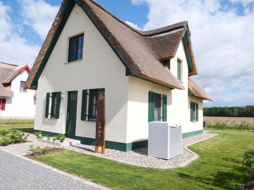 Zierow House | dicht an der Küste Haus "Emma" mit Infrarot-Sauna uWallbox