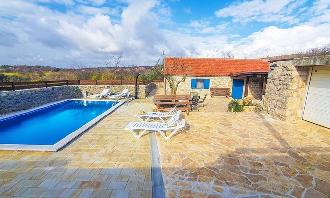 Krusevo Villa | Didini Dvori - One Bedroom Villa, Sleeps 4