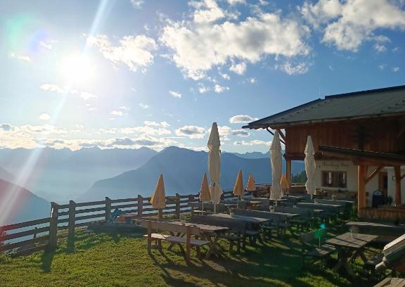 Oetz Bed & Breakfast | Die Acherberg Alm