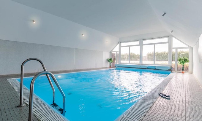 Dassow Apartment | Die Ostseeperle mit Pool 2
