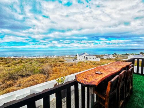 St. Helena Bay House | Die see Anemoon