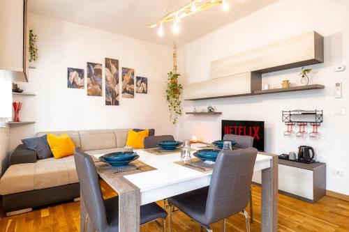 San Donato-San Vitale Apartment | DiffeRent Home - Parcheggio privato