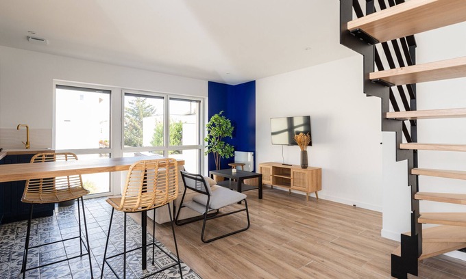 Leon Blum - Bon Coin Apartment | DIFY Jungle - Villeurbanne