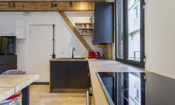 Gorge de Loup Apartment | DIFY Tuileries - Valmy