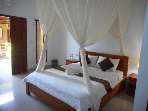 Sidemen House | Dika Homestay
