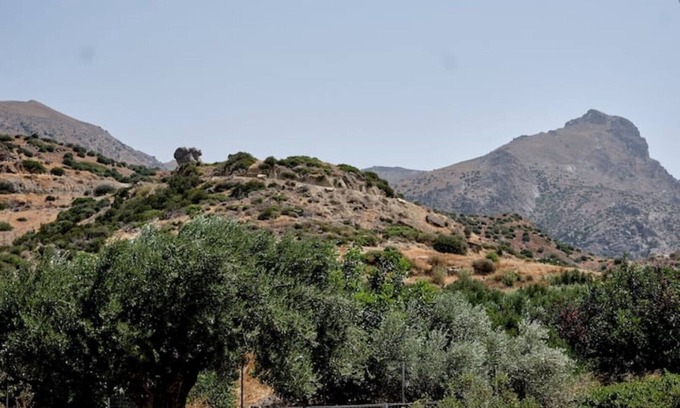 Khondros Apartment | Diktamos -Cozy studio 50m from the beach, sleeps 4