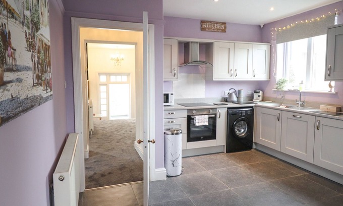 Llandudno Junction Cottage | Dilkusha
