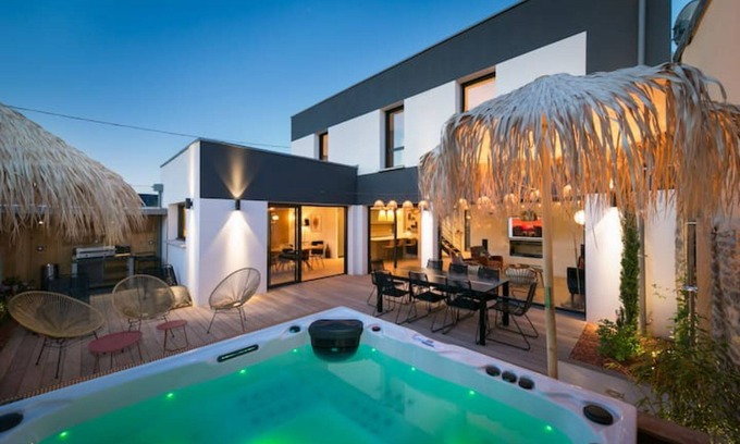 Dinard Villa | DINARD, QUIET ARCHITECT HOUSE WITH JACUZZI