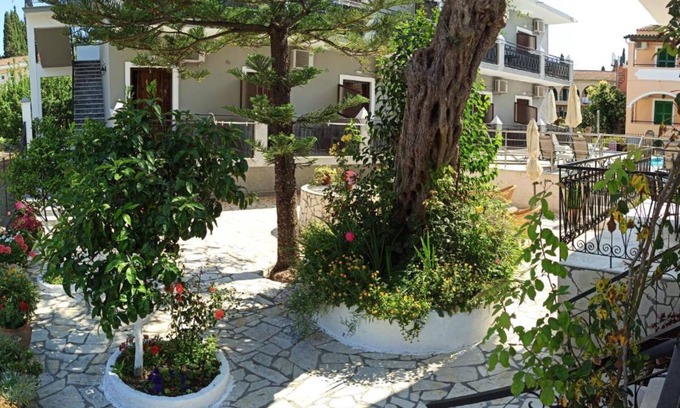 Gouvia Apartment | Dionisos Apartments