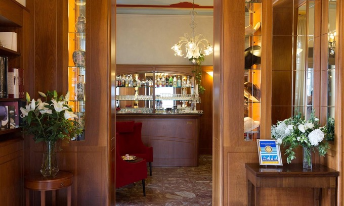 Alessandria Hotel | Dipendenza Hotel Londra